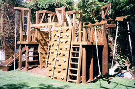 tree house building